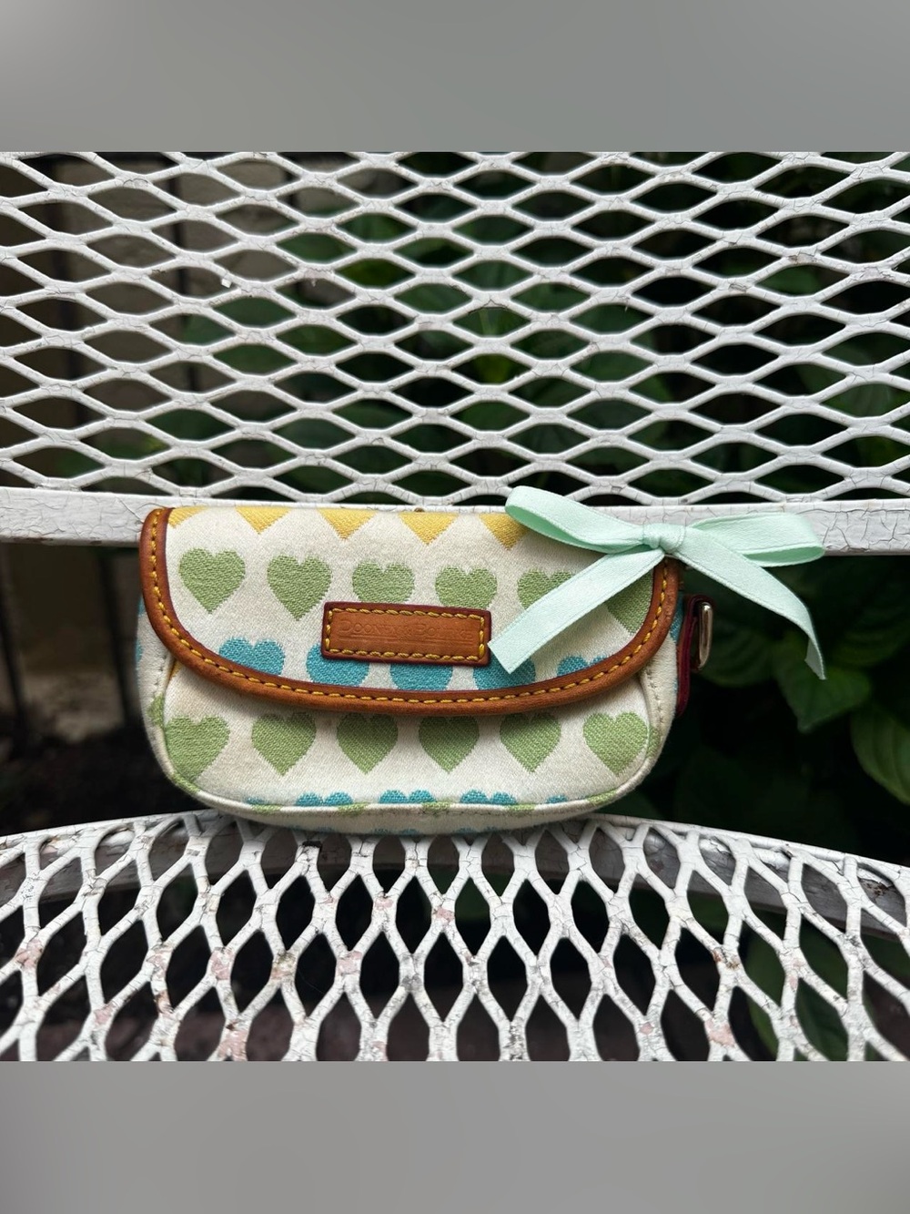 Adorable Vintage Dooney & Bourke Heart Coin Purse